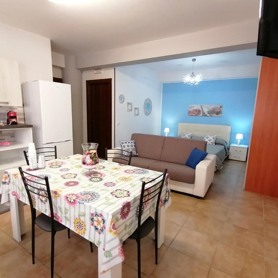 La Casa Di Anita Nel Cuore Di Segesta 卡拉塔菲米 外观 照片
