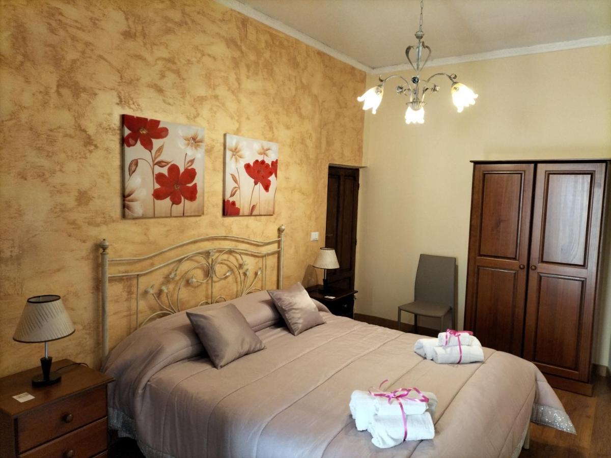 La Casa Di Anita Nel Cuore Di Segesta 卡拉塔菲米 外观 照片